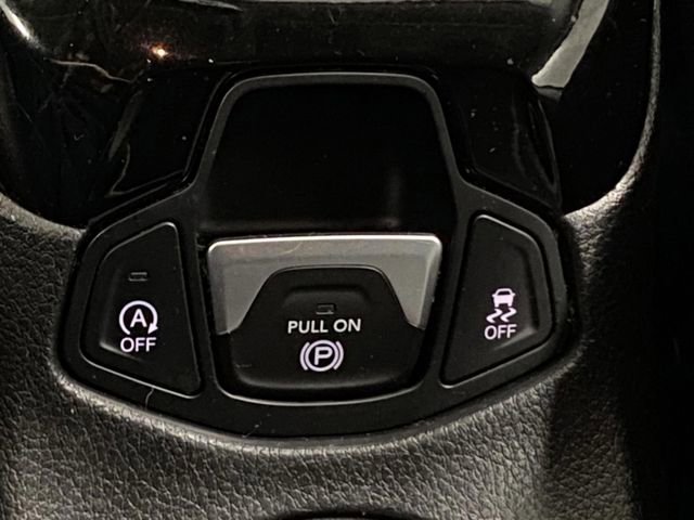 Used 2018 Jeep Compass Limited w/ Navigation Group image 26