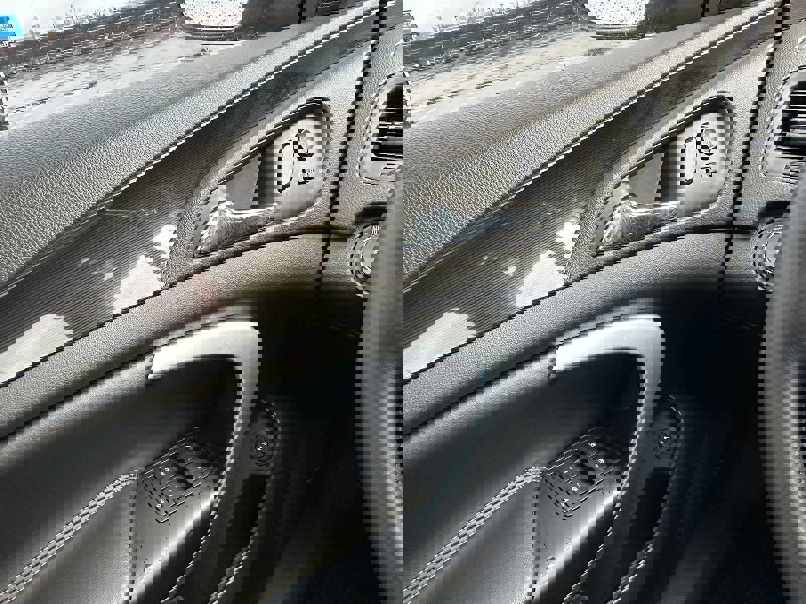 Used 2017 Buick Regal Premium w/ Driver Confidence Package #1 image 34