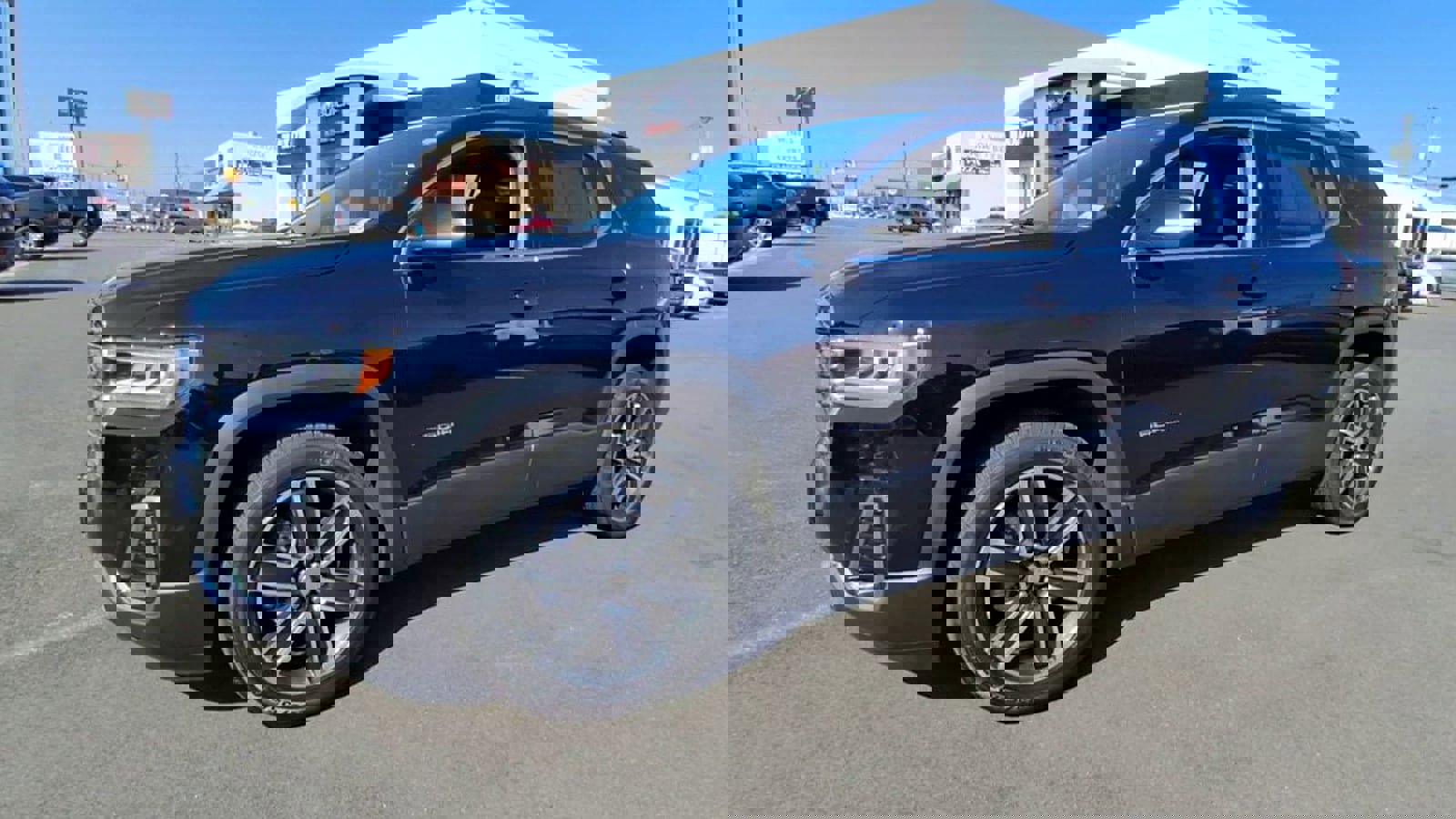 Certified 2023 GMC Acadia SLT w/ Technology Package image 6