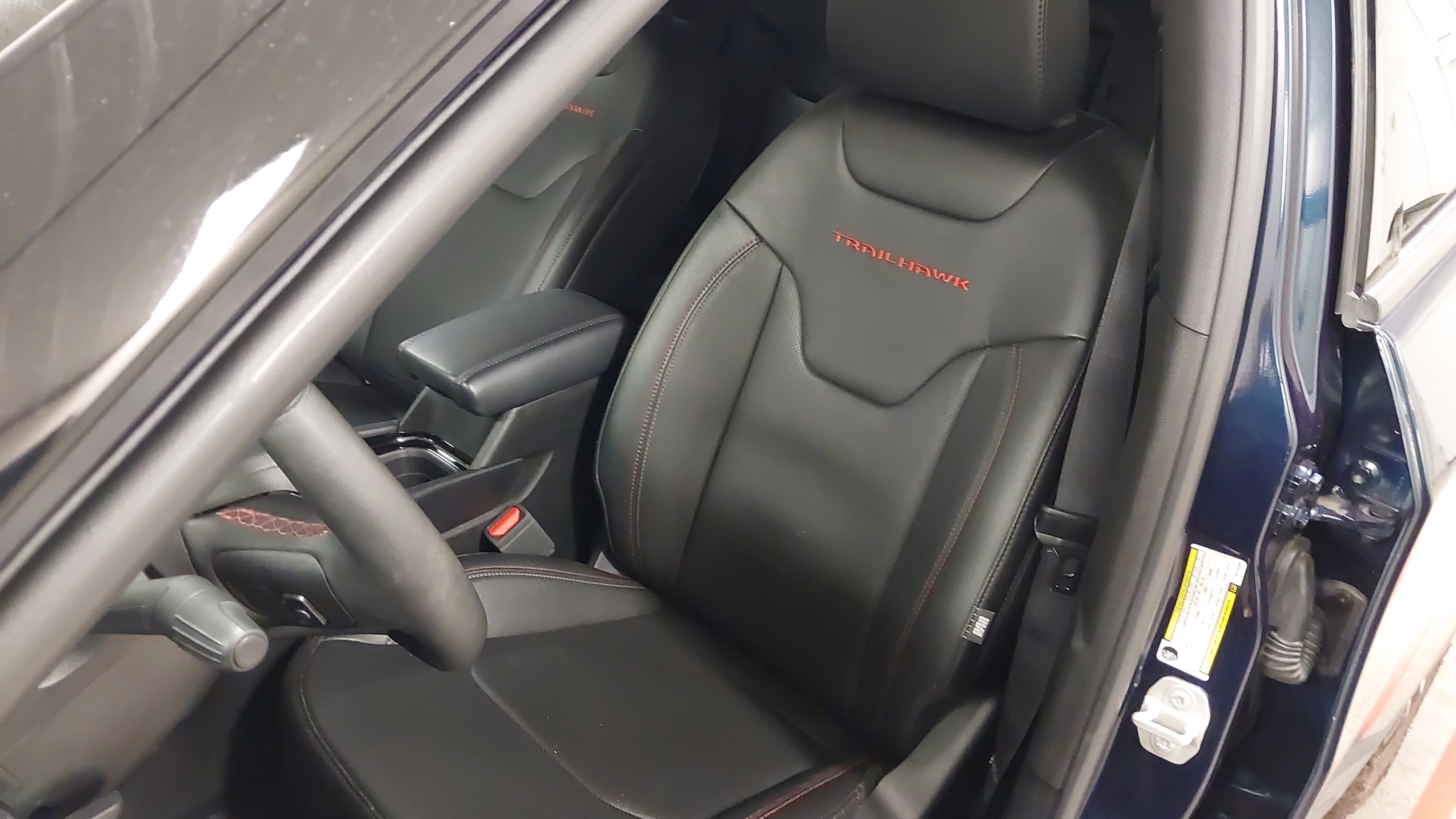 Used 2024 Jeep Compass Trailhawk w/ Trailhawk Elite Group image 22