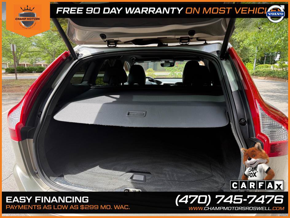 Used 2015 Volvo XC60 T5 Premier w/ Proximity Package FWD image 11