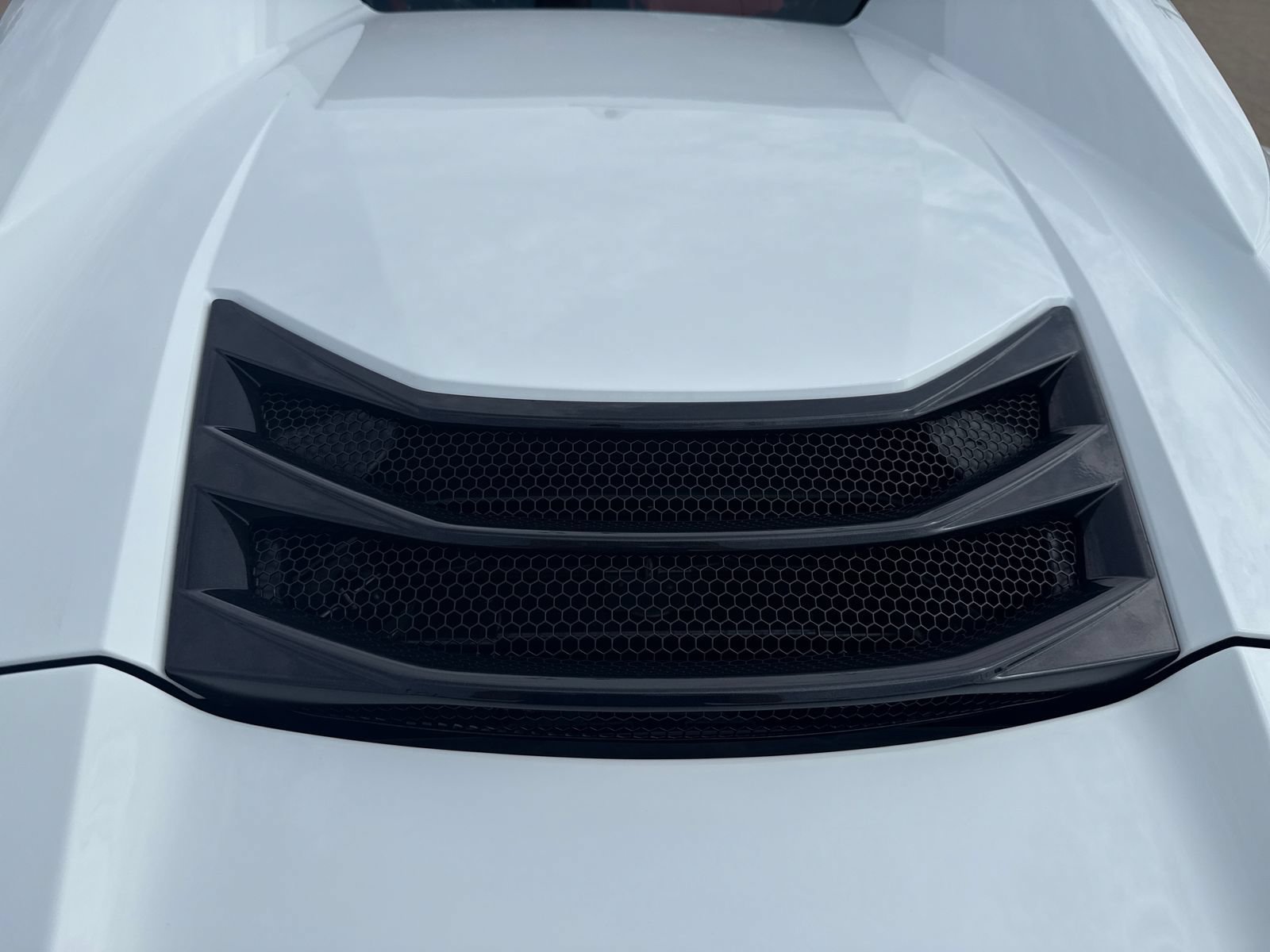 Used 2024 Chevrolet Corvette Stingray Premium Conv w/ Z51 Performance Package RWD image 11