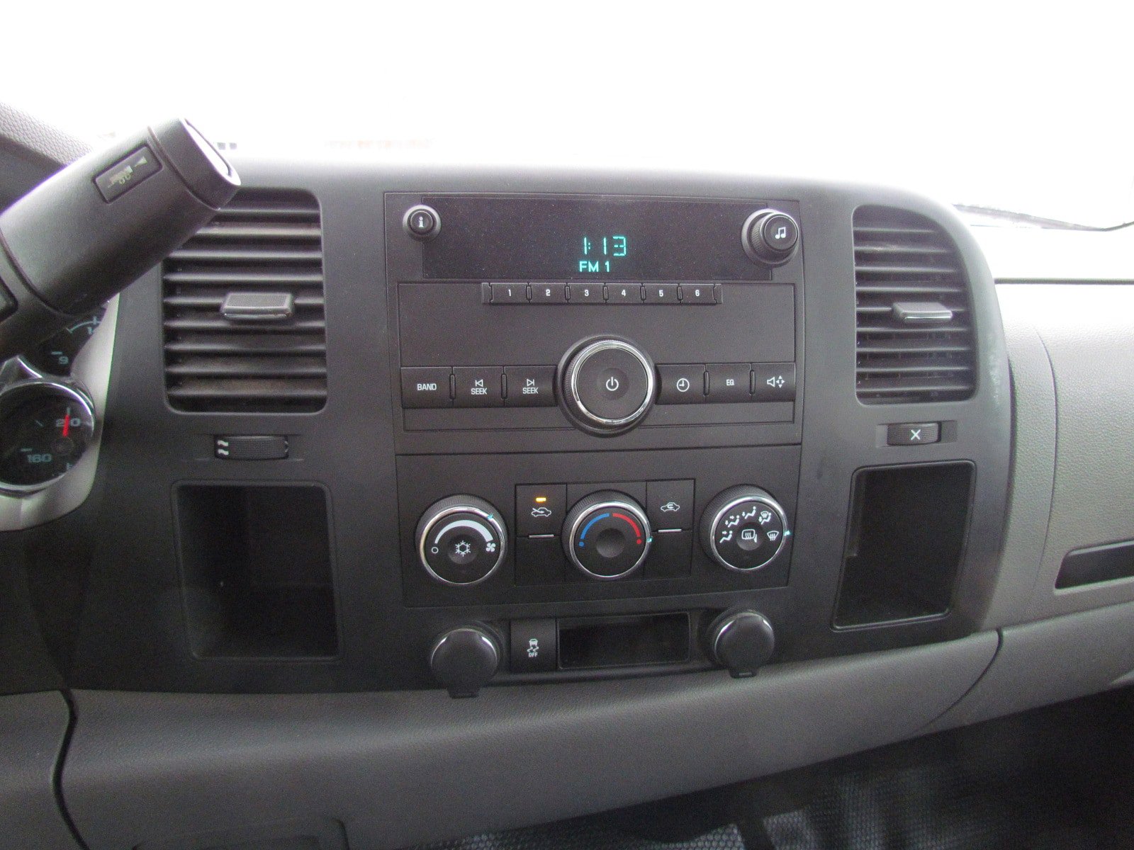 Used 2013 Chevrolet Silverado 2500 W/T AWD/4WD image 8