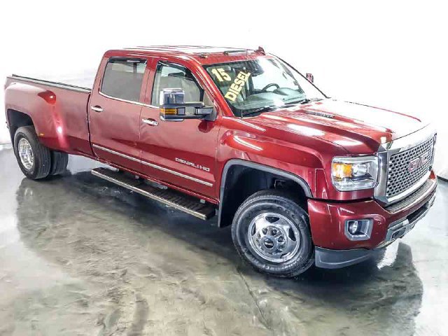 Used 2015 GMC Sierra 3500 Denali w/ Duramax Plus Package AWD/4WD image 6