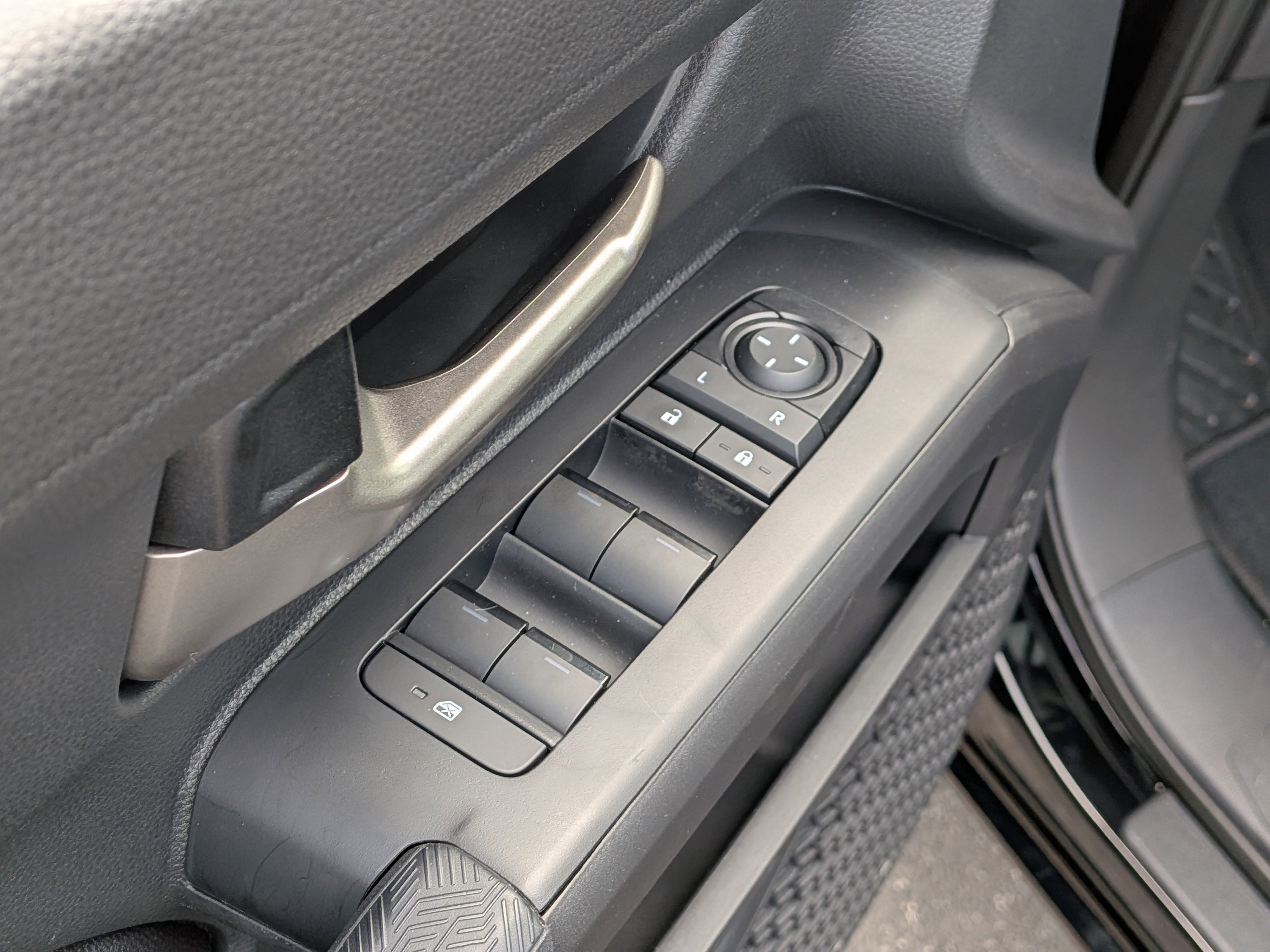 New 2025 Toyota Tacoma TRD Off-Road w/ TRD Off Road Upgrade Package image 10