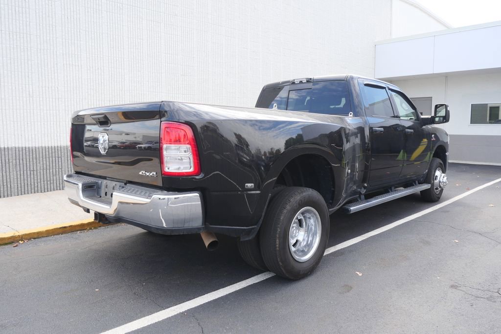Used 2023 RAM 3500 Tradesman image 3
