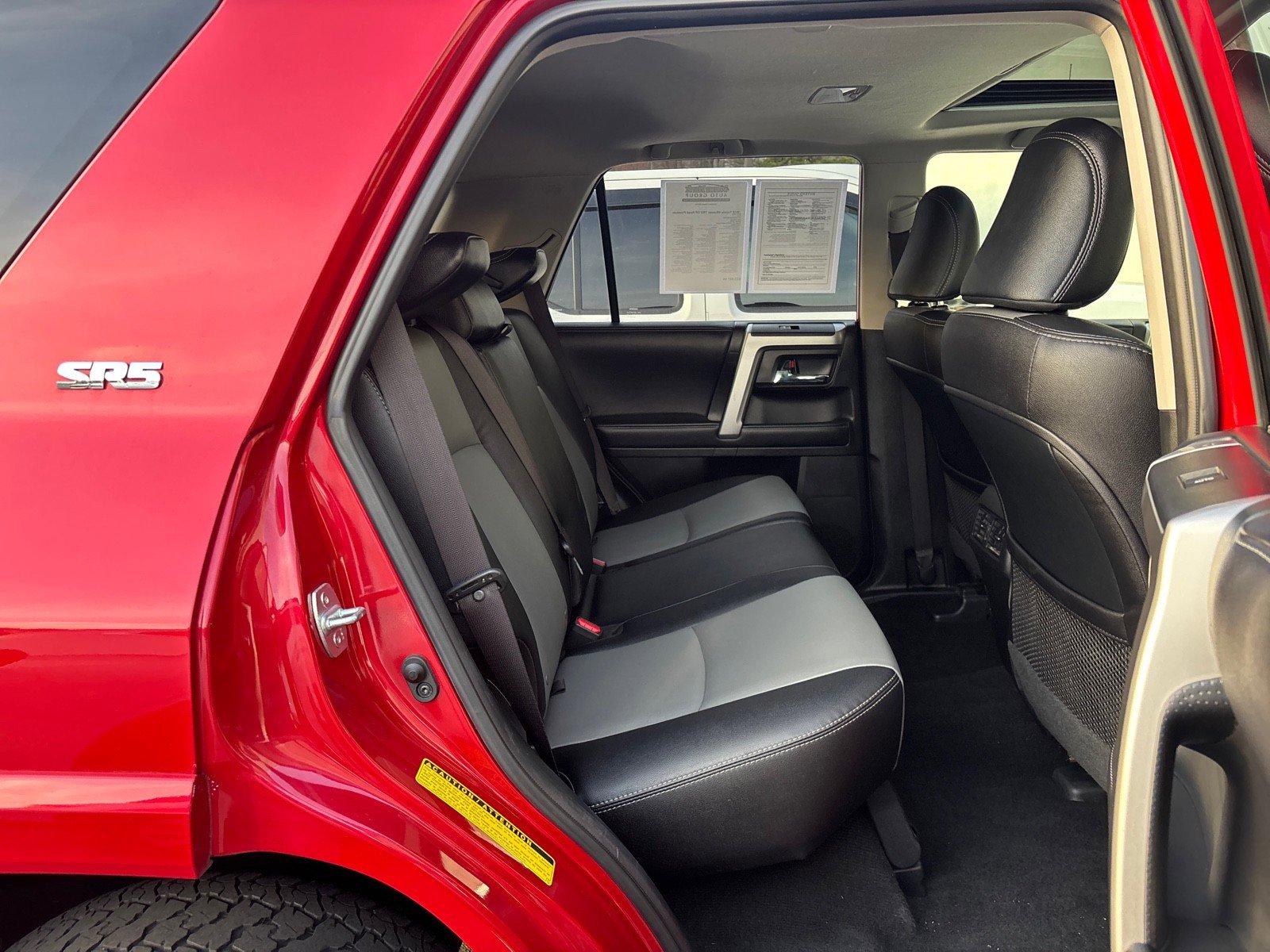 Used 2018 Toyota 4Runner SR5 Premium image 41