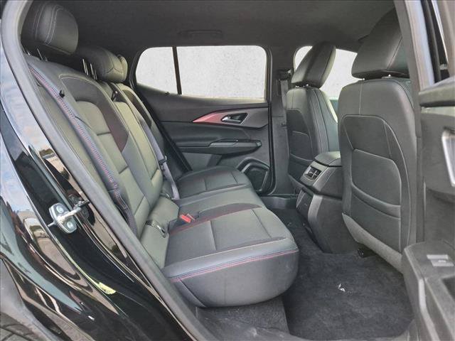 Used 2024 Chevrolet Equinox EV RS FWD image 18