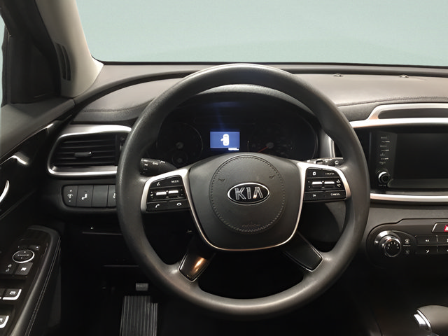 Used 2020 Kia Sorento LX AWD/4WD image 11