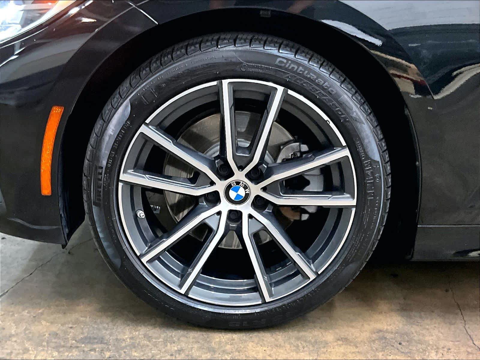 Used 2019 BMW 330i Sedan w/ Convenience Package RWD image 12