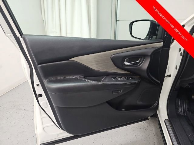 Used 2015 Nissan Murano Platinum w/ Platinum Technology Package AWD/4WD image 12