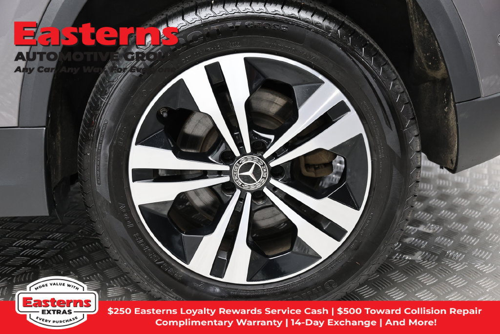 Used 2025 Mercedes-Benz GLA 250 image 9