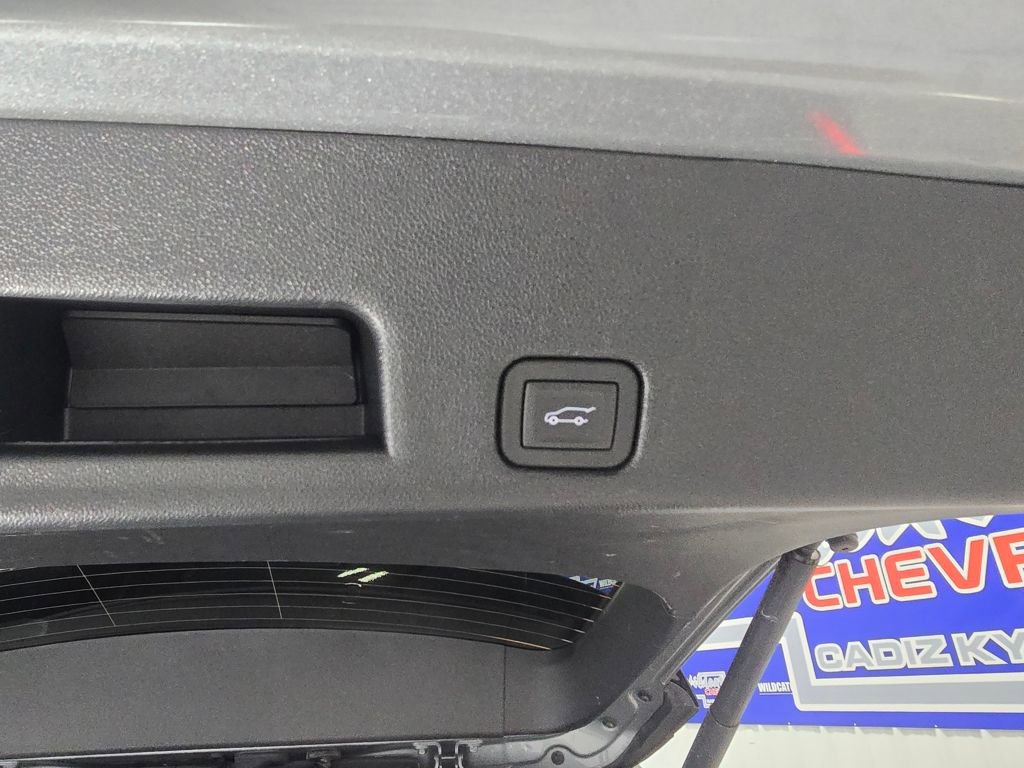 Used 2025 GMC Acadia Elevation image 23
