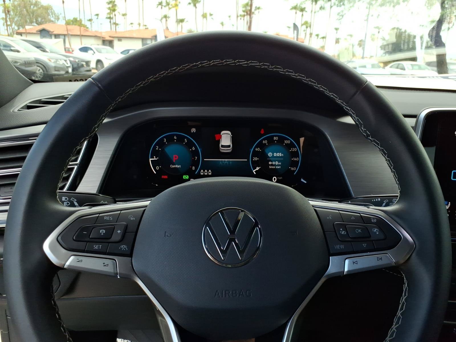 Certified 2024 Volkswagen Atlas Cross Sport SE w/ Panoramic Sunroof Package FWD image 25