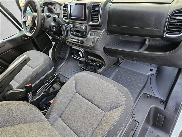 Used 2024 RAM ProMaster 2500 image 18