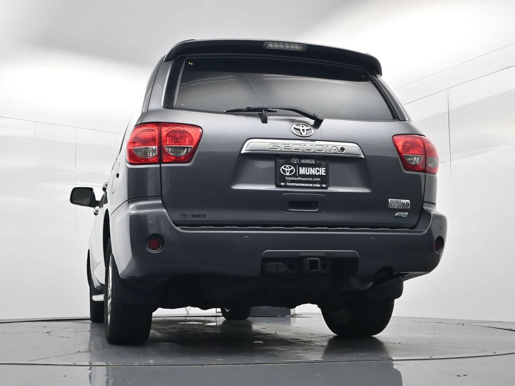 Used 2017 Toyota Sequoia Platinum AWD/4WD image 64