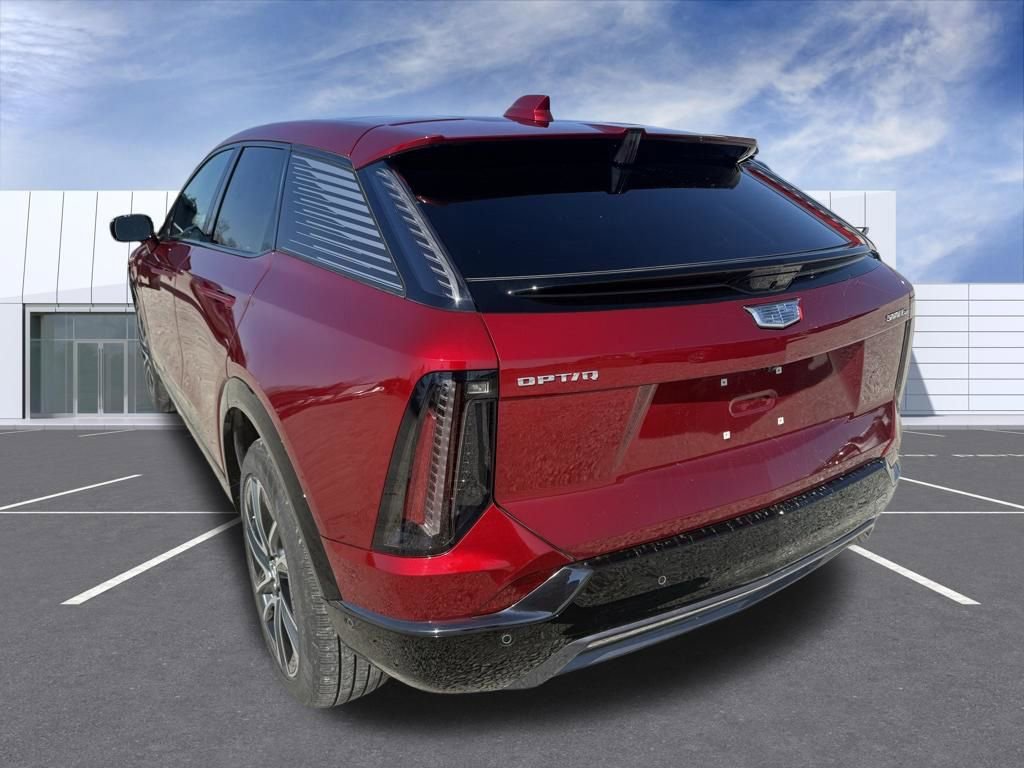 Certified 2025 Cadillac Optiq Sport 2 w/ LPO, Floor Liner Package image 11