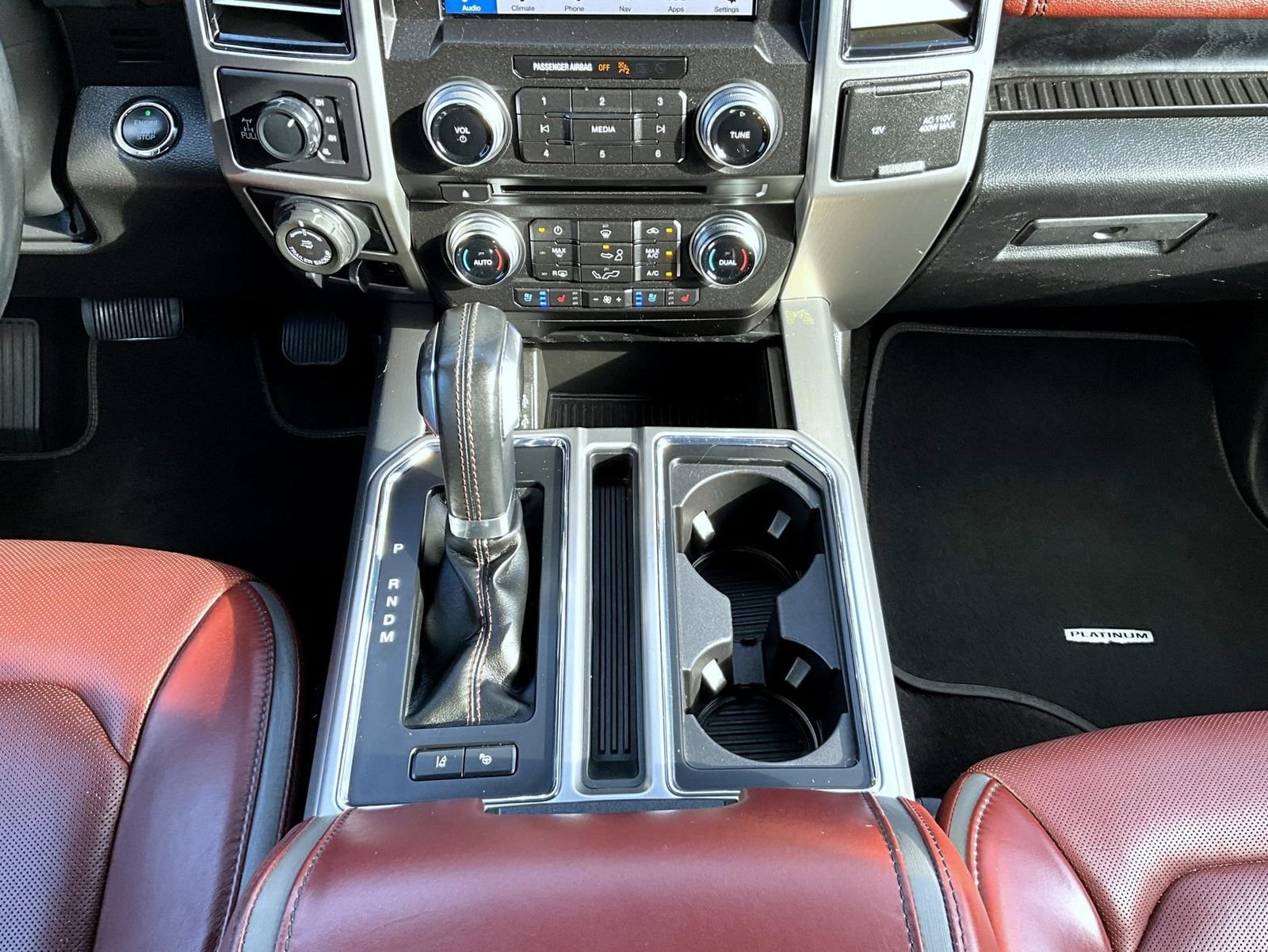 Used 2018 Ford F150 Platinum w/ Equipment Group 701A Luxury AWD/4WD image 18