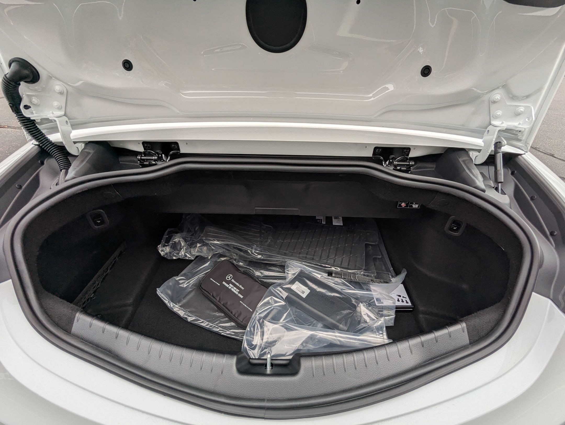 New 2026 Mercedes-Benz CLE 300 4MATIC Cabriolet image 21