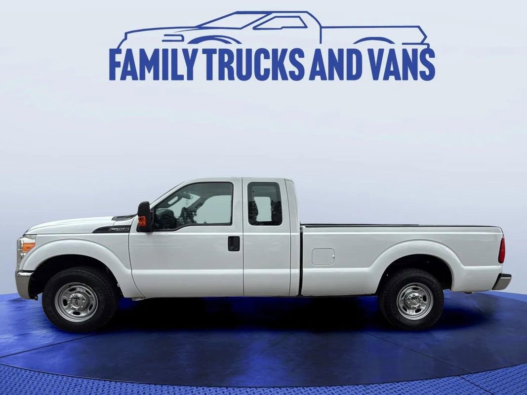 Used 2014 Ford F250 XL w/ Power Equipment Group RWD image 2