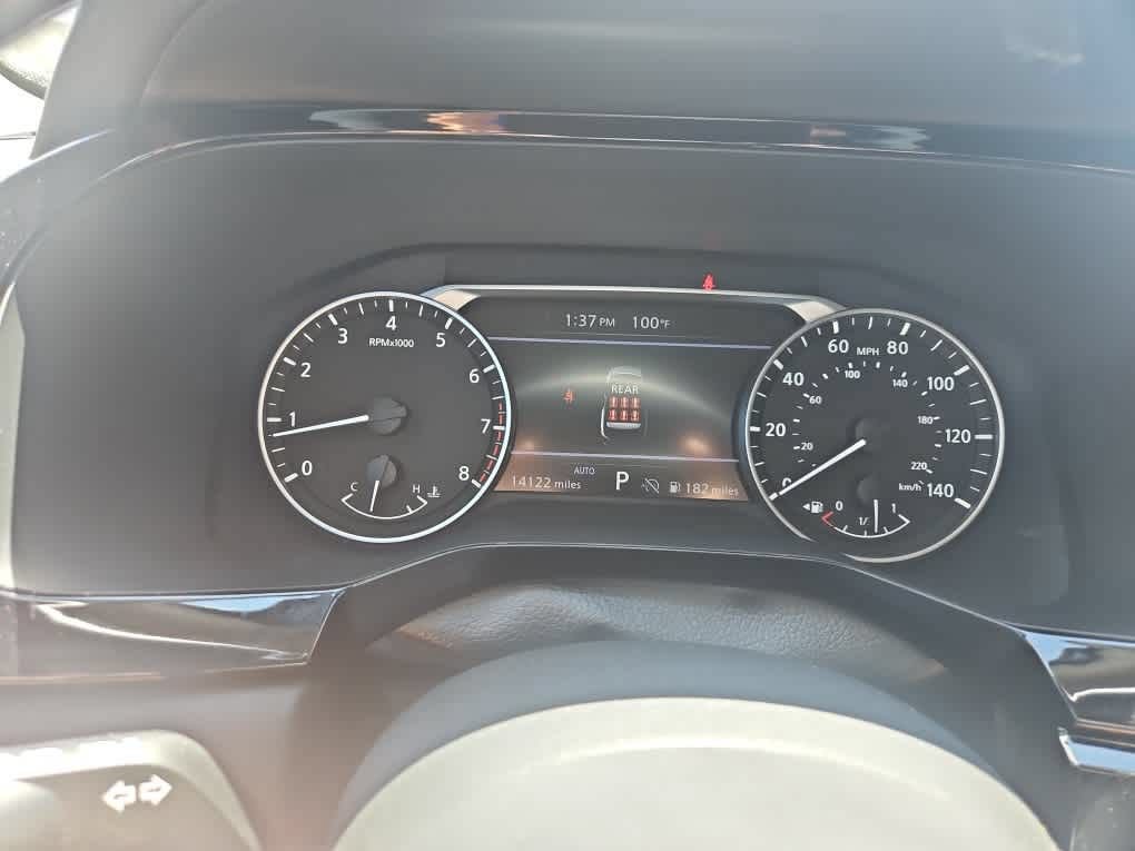 Used 2025 Nissan Pathfinder SV AWD/4WD image 18
