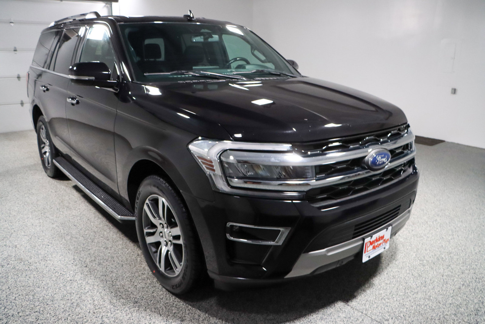 Used 2023 Ford Expedition Limited image 5
