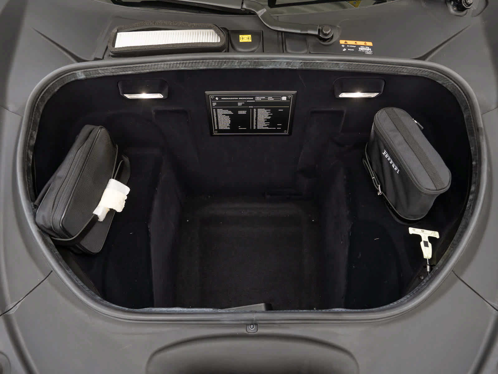 Certified 2022 Ferrari F8 Tributo RWD image 31