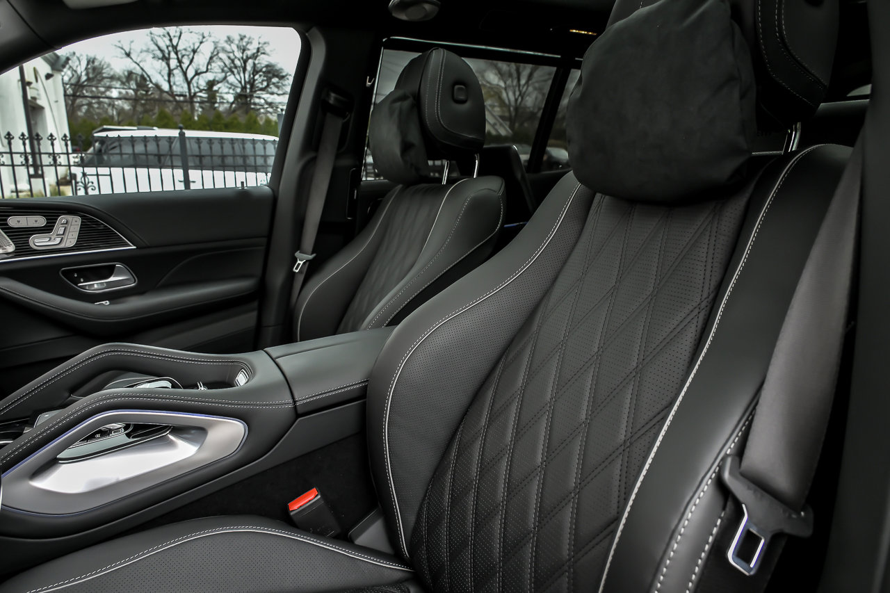 Used 2026 Mercedes-Benz Maybach GLS 600 4MATIC image 30