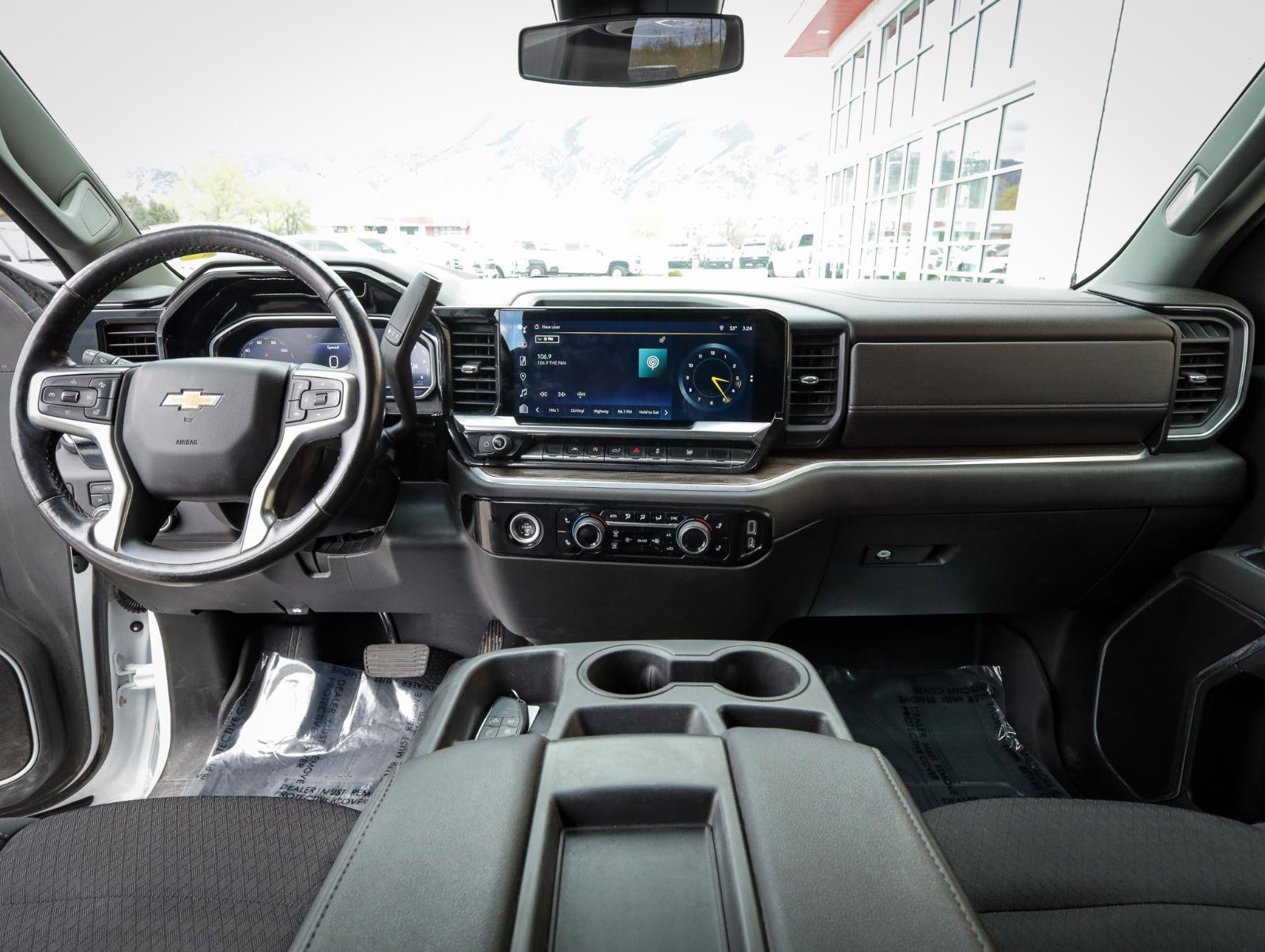 Used 2022 Chevrolet Silverado 1500 LT w/ Protection Package image 17