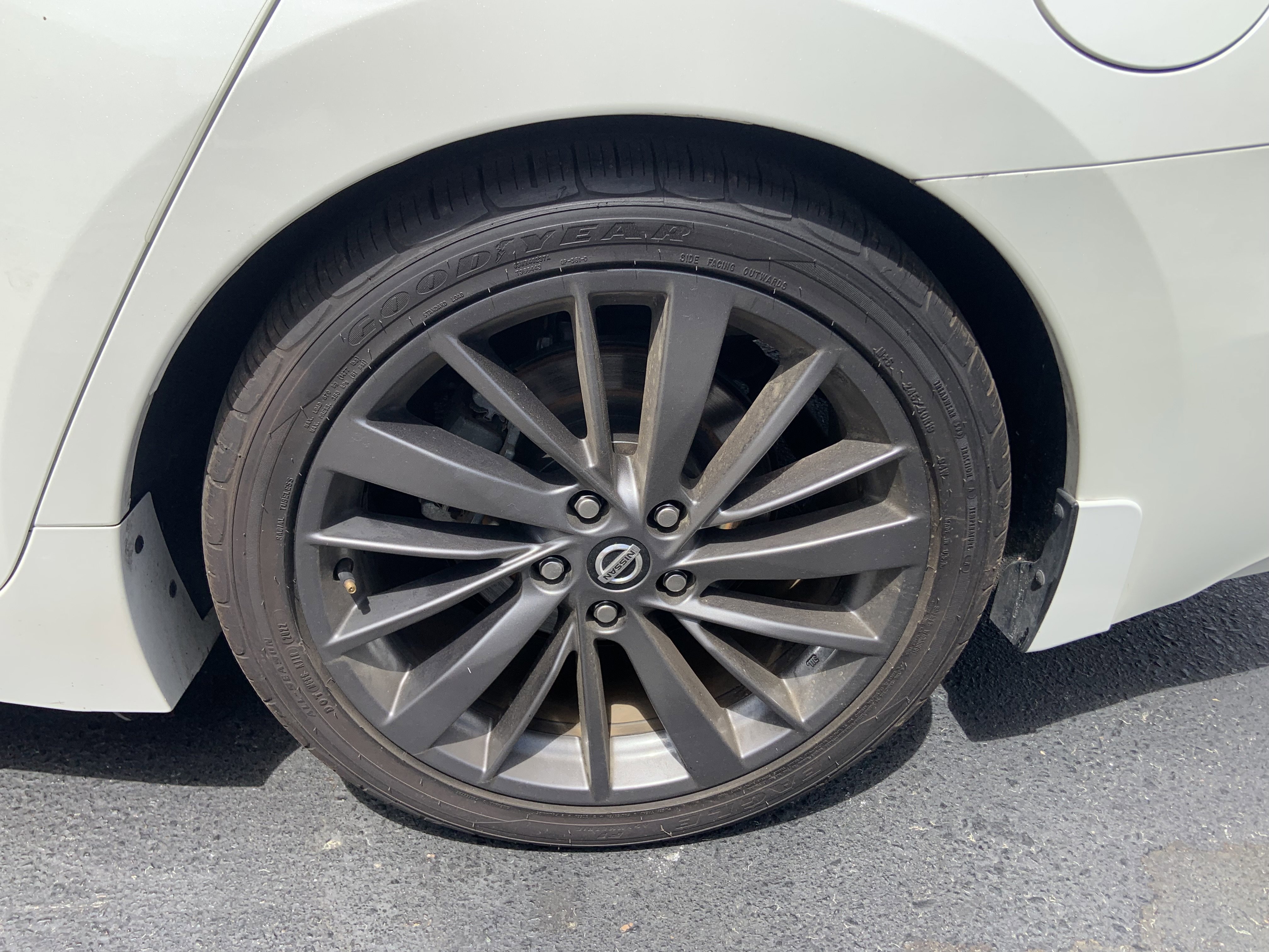 Used 2020 Nissan Maxima Platinum w/ Reserve Package image 4