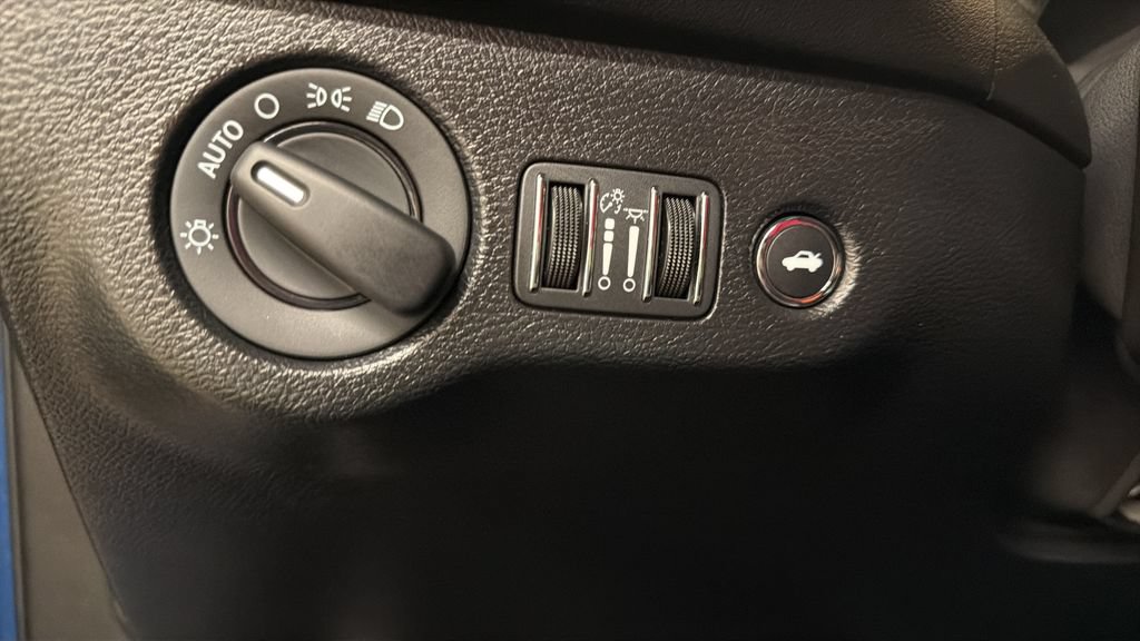 Used 2021 Dodge Challenger SRT Hellcat Redeye RWD image 16