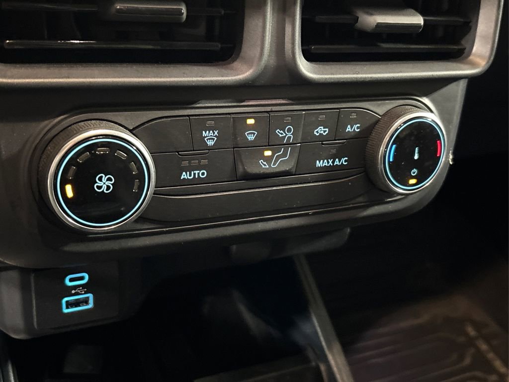 Used 2022 Ford Maverick XL image 31