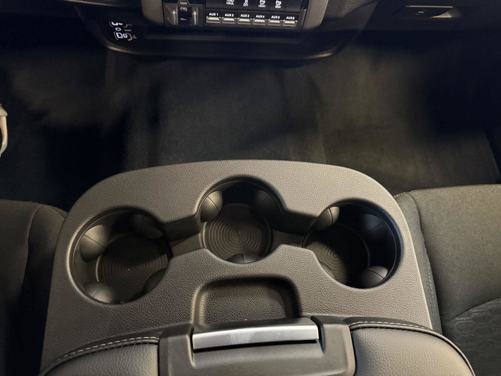 New 2026 RAM 2500 Big Horn AWD/4WD image 21