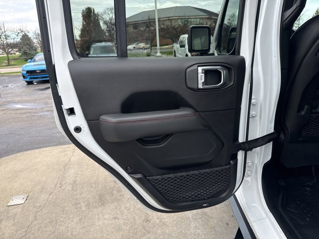 Used 2020 Jeep Gladiator Rubicon image 25