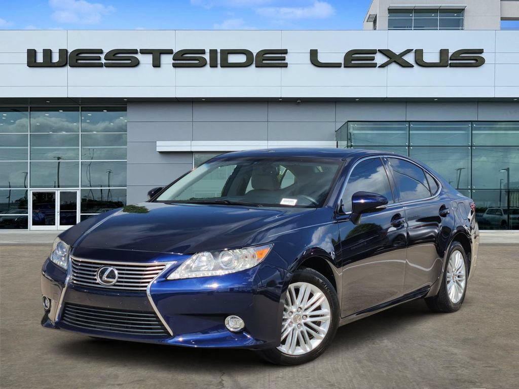 Used 2014 Lexus ES 350 w/ Luxury Package FWD image 1