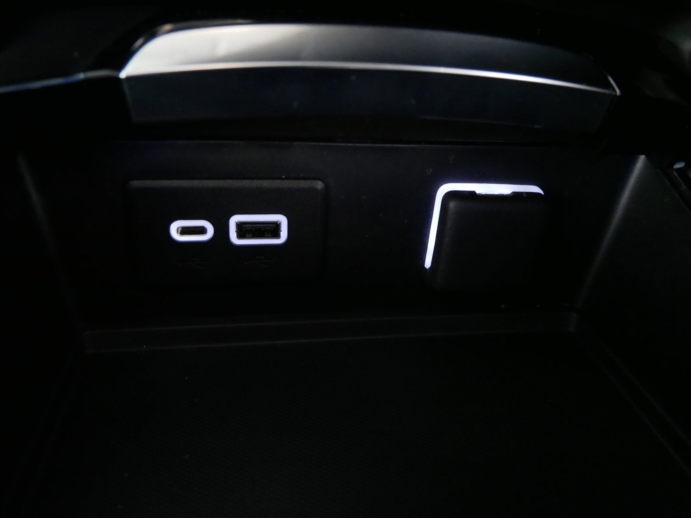 Used 2023 Buick Envision Essence image 30