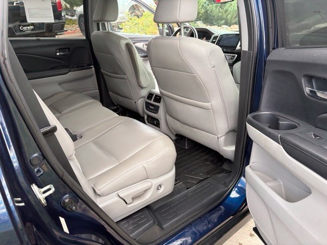 Used 2016 Honda Pilot Touring image 21