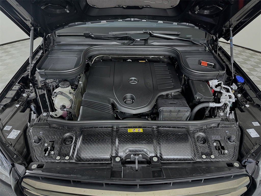 New 2026 Mercedes-Benz GLS 450 4MATIC image 33