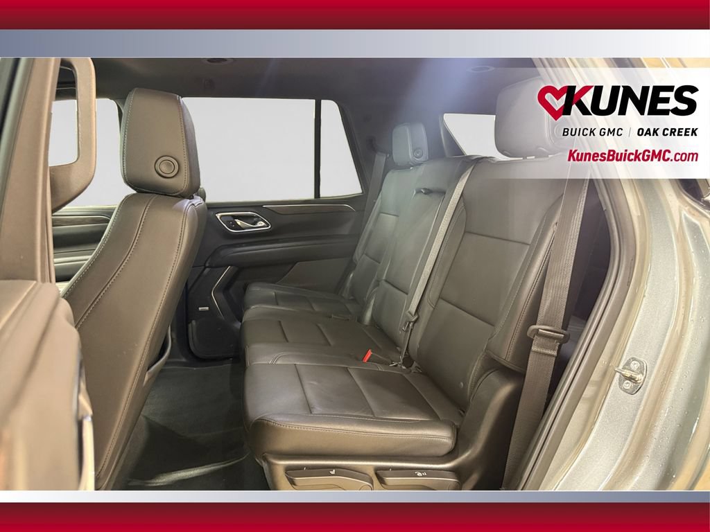 Used 2023 Chevrolet Tahoe LT w/ Luxury Package AWD/4WD image 35