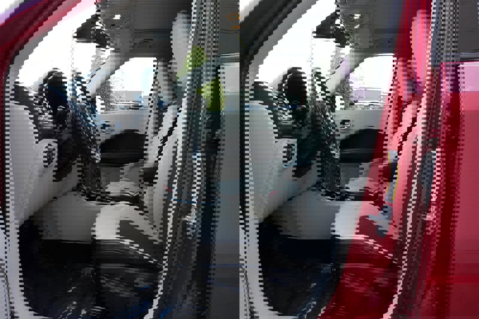 Used 2018 Jeep Compass Latitude w/ Popular Equipment Group image 16