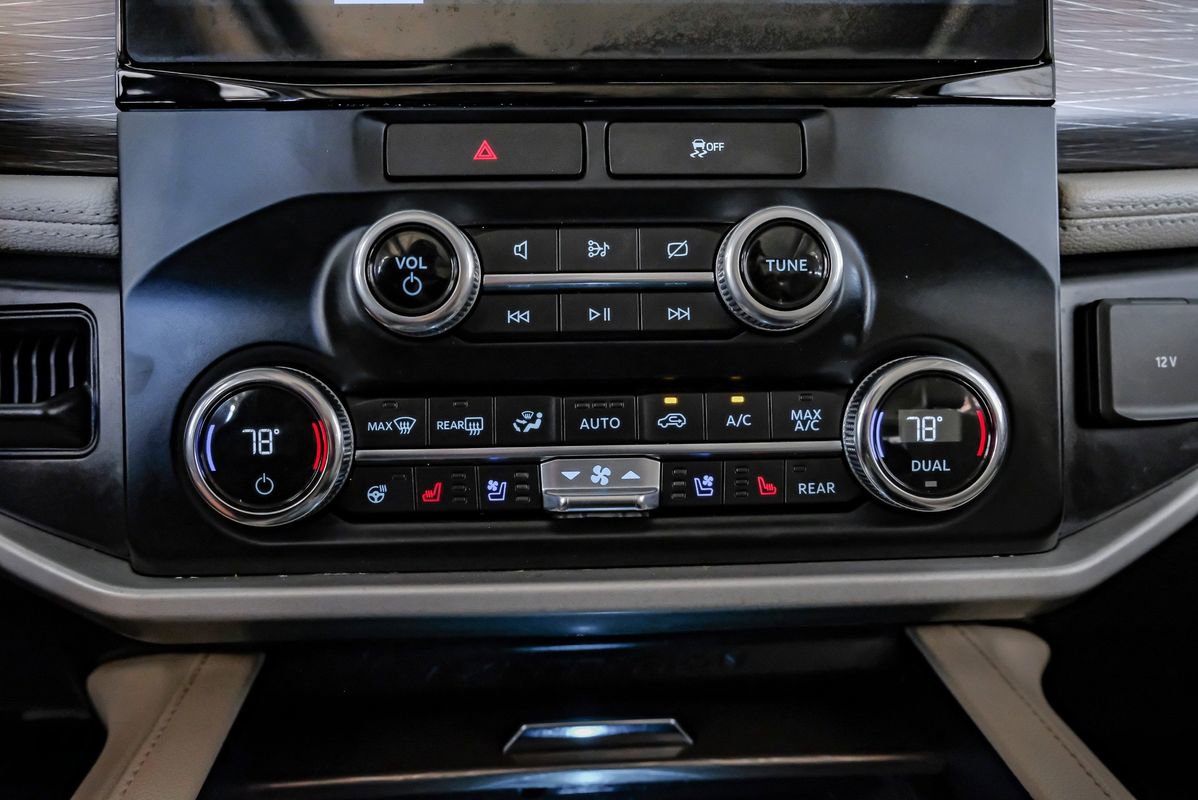 Used 2022 Ford Expedition Max Limited image 27