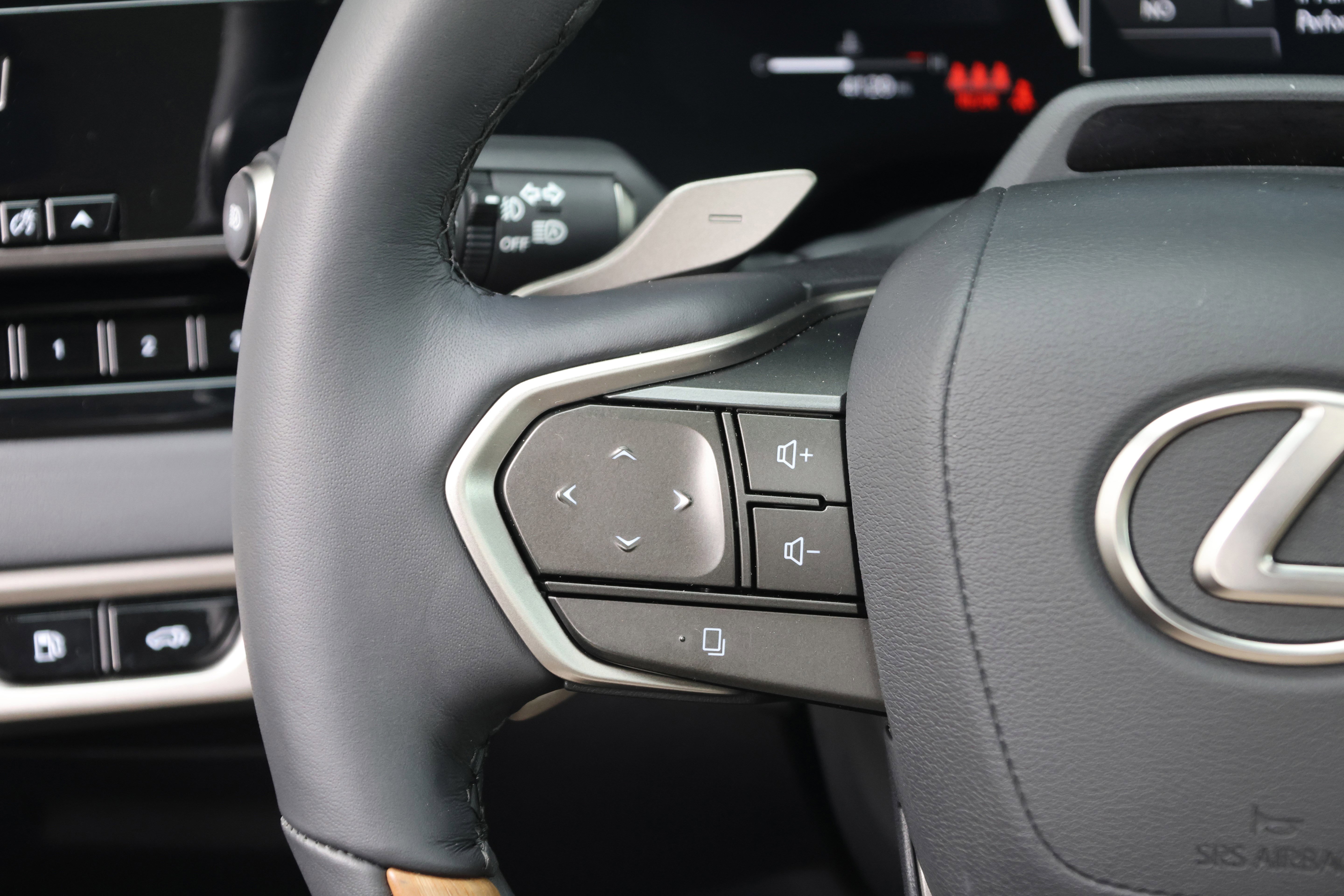Used 2026 Lexus RX 350 AWD image 19