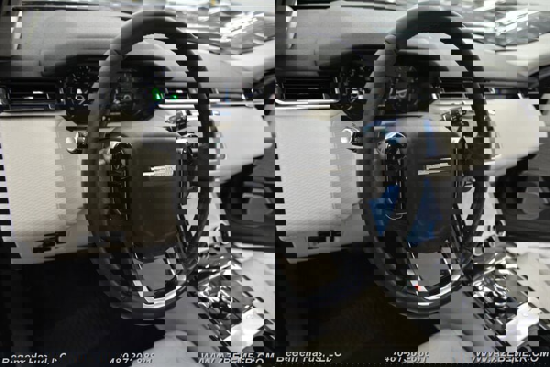 Used 2020 Land Rover Range Rover Velar S image 28