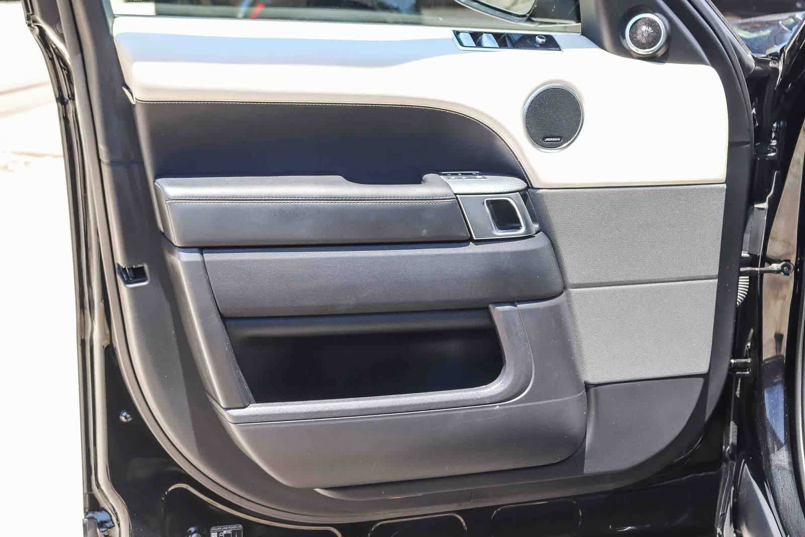 Used 2019 Land Rover Range Rover Sport Supercharged AWD/4WD image 20