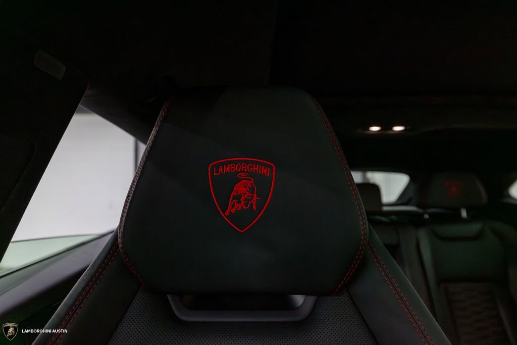 Used 2019 Lamborghini Urus AWD/4WD image 46