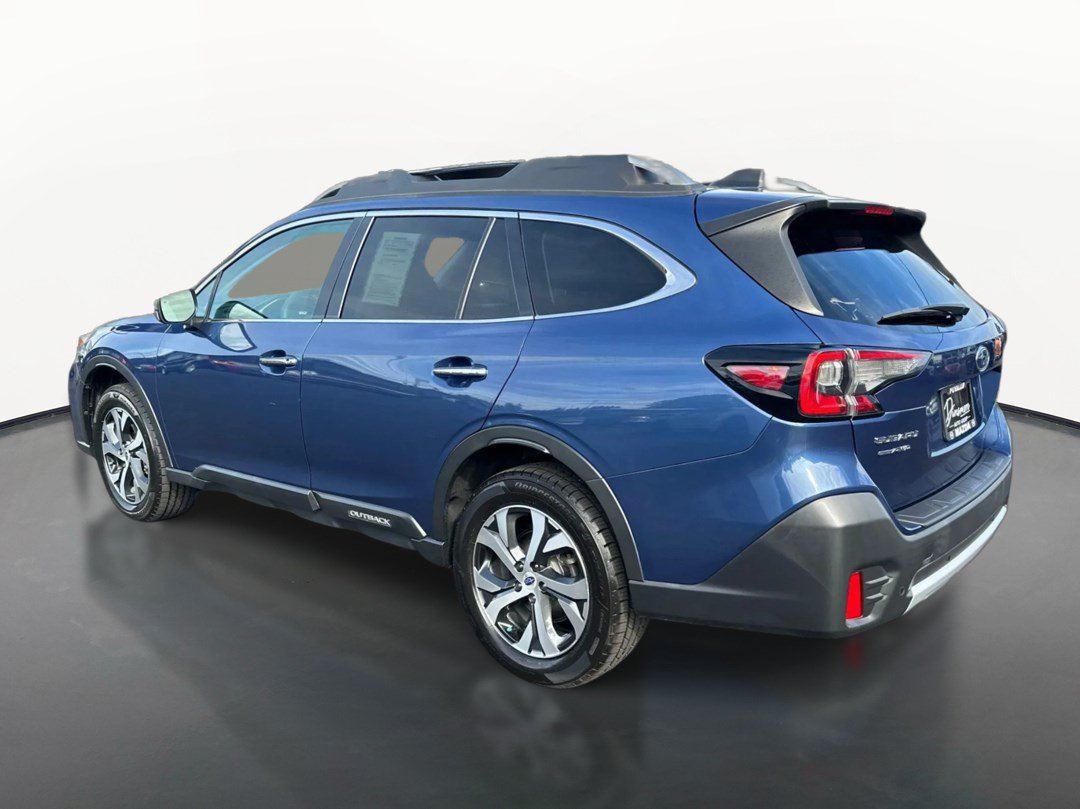 Used 2022 Subaru Outback Touring AWD/4WD image 5