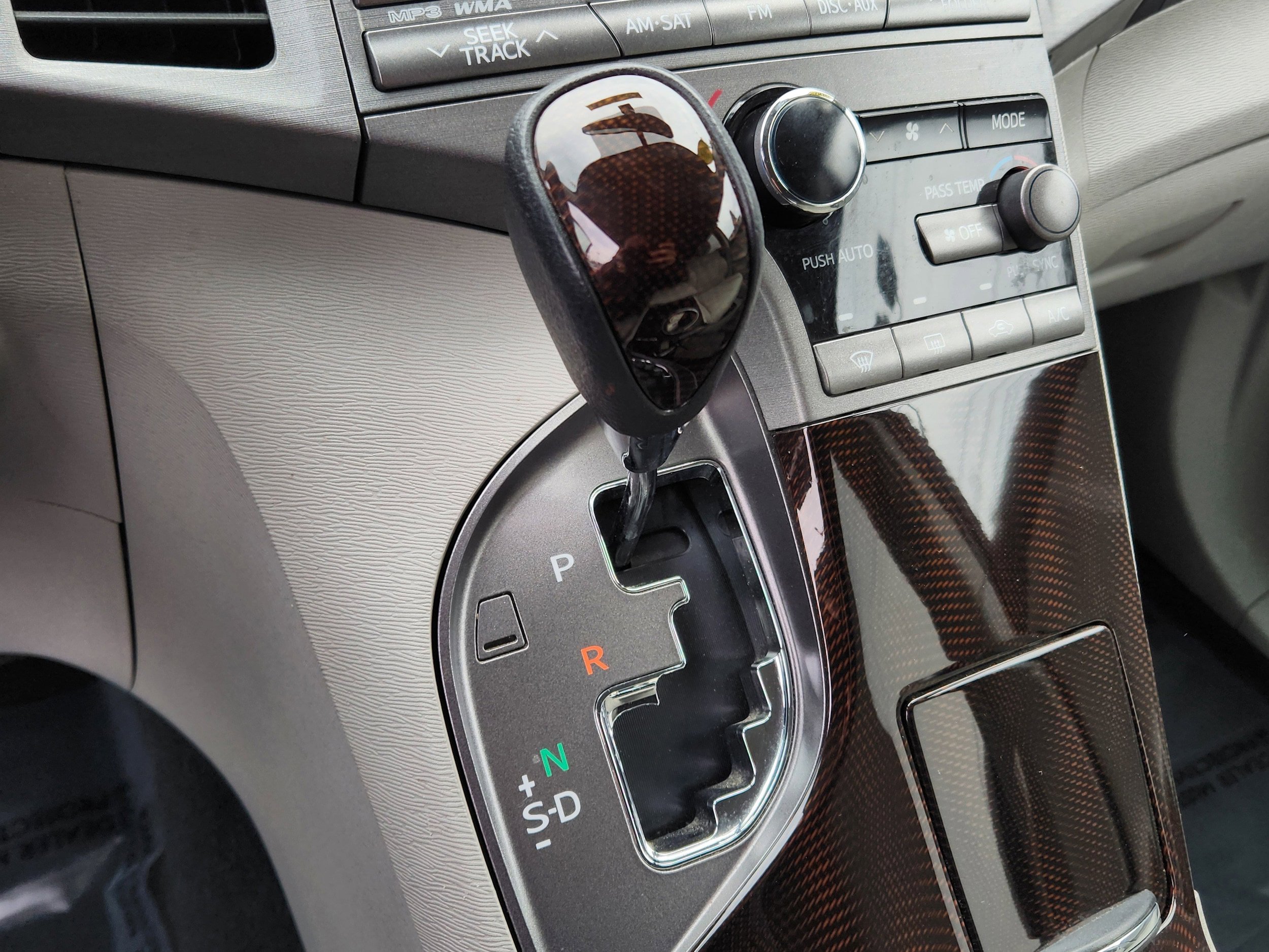 Used 2009 Toyota Venza FWD image 20