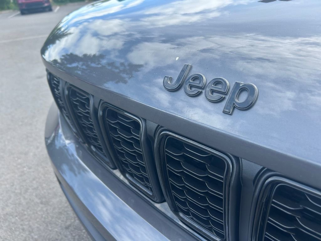 Used 2022 Jeep Grand Cherokee L Altitude image 31