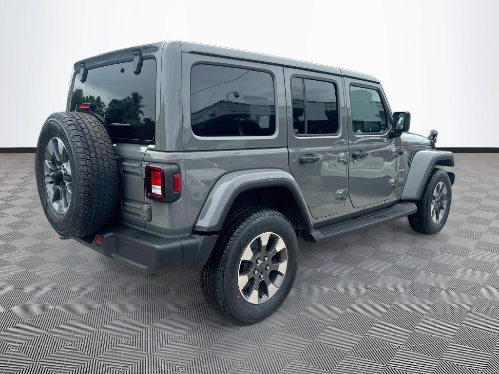 Certified 2022 Jeep Wrangler Unlimited Sahara w/ Cold Weather Group AWD/4WD image 6