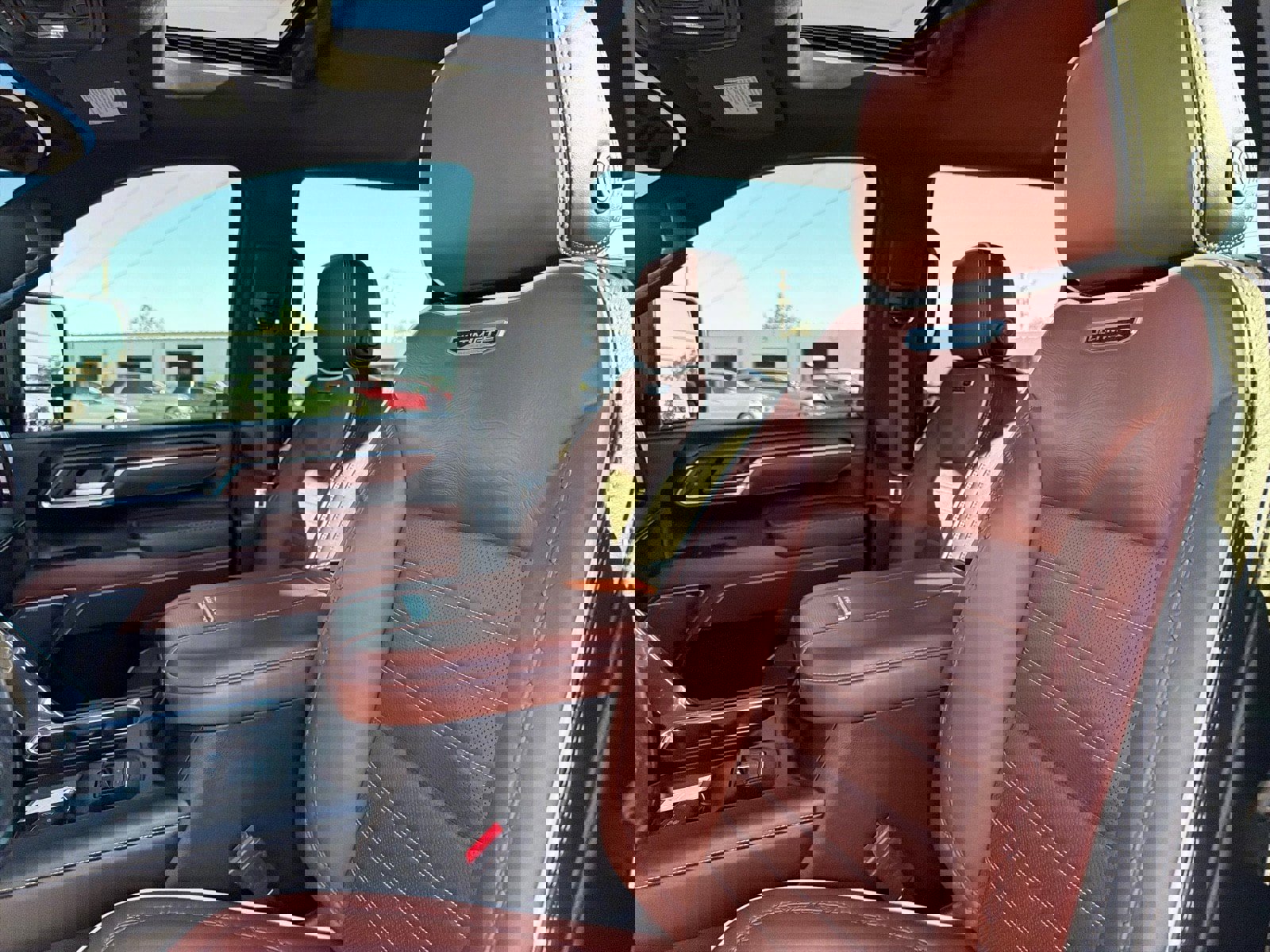 Used 2024 GMC Sierra 2500 Denali Ultimate image 13